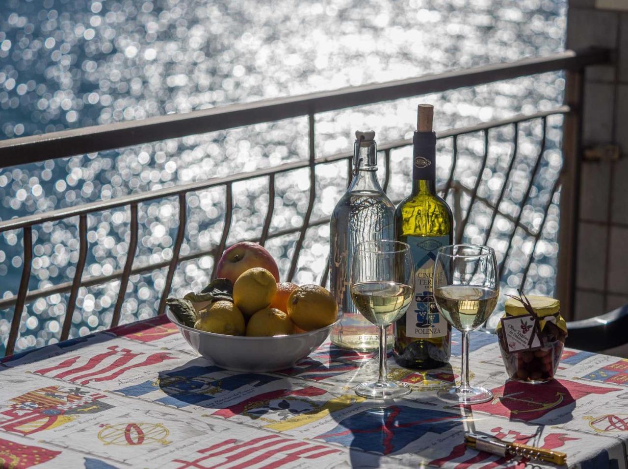 Unda De Ma Sea View Terrace Apartment Vernazza Bagian luar foto